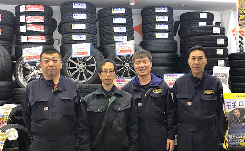 石上車輌伏見店スタッフ